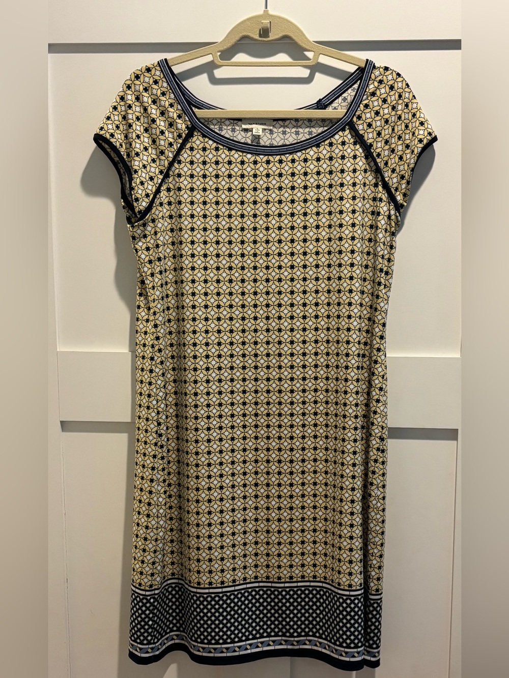 Max Studio Geometric Print Shift Dress Navy & Yellow Size Large